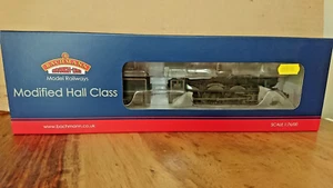 Bachmann 31-783 Modified Hall Class FOUNTAINS HALL 7904 BR Black Early 8DCC NEW - Picture 1 of 3