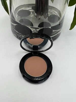Polvo bronceador Bobbi Brown (medio) .080z/2.5g mini nuevo Foto 1 de 2