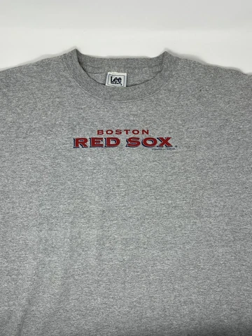 Vintage 2005 Boston Red Sox MLB Big Logo Lee T Shirt (XL) Cover