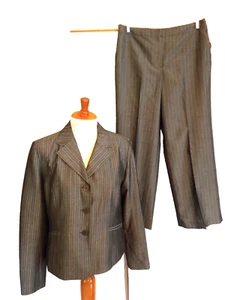 Talbot Gray Pinstripe Lined Pants Suit Size 12 Petite New with Tags - Picture 1 of 8
