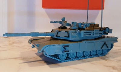 Tanque M1 Abrams escala 1:43 Foto 1 de 4