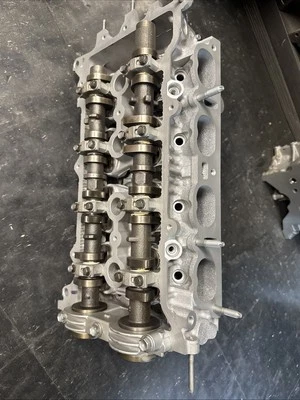 丰田 COROLLA MATRIX XR MR2 1.8 DOHC #1ZZ FE CYLINDER 头部无 VVTI 重装 — 第 1/4 张图片