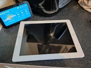 Old Apple IPad Not Working - Picture 1 of 3