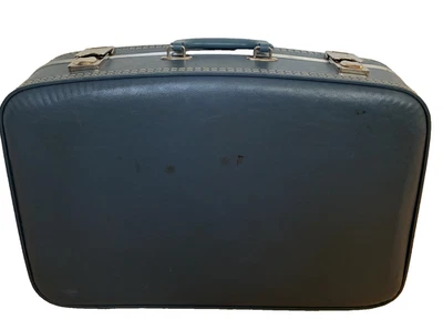 Maleta Equipaje MCM Vintage Años 70 Azul Polvo Carcasa Rígida Como Nueva Sin Llave Foto 1 de 4