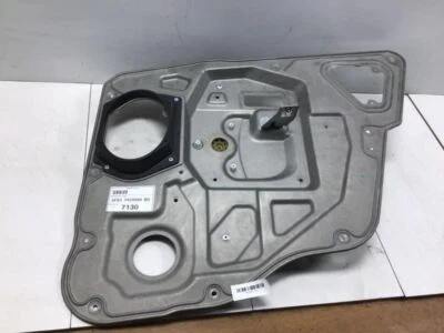 2005 2007 FORD FREESTYLE REAR RIGHT PASSENGER SIDE DOOR WINDOW REGULATOR w/PANEL - Image 1 of 4