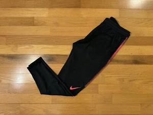 Nuevo M Nike Fútbol Flex Strike Calce Ajustado Pantalones de Entrenamiento Negro Rojo 902586-017 Hombres - Imagen 1 de 18