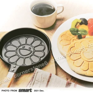 ~ Takashi Murakami / Kaikai Kiki - FLOWER - iron PANCAKE PAN * rare - Picture 1 of 4