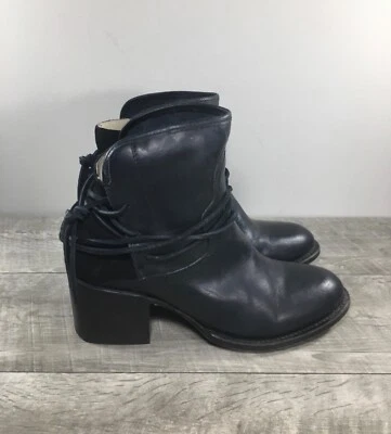 Botas femininas Freebird por Steven Madden Casey couro desgastado preto 10 - Imagem 1 de 4