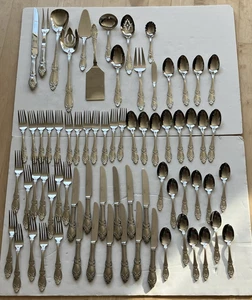 Cubiertos de acero inoxidable Reed & Barton Gwyneth 12 piezas Svc. + 12 piezas para servir 18/10 - Imagen 1 de 20