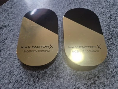 2 x PORCELAIN MAX FACTOR FACEFINITY COMPACT FOUNDATION SPF20 SHADE - No 001 - Image 1 of 4