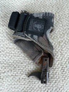 Winn Archery Equipment Co Fire Flight Release - Picture 1 of 5