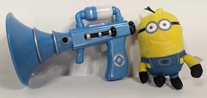 Despicable Me Fart Gun Working Lights & Sounds Thinkway Toys plus Minion Plush - Picture 1 of 8