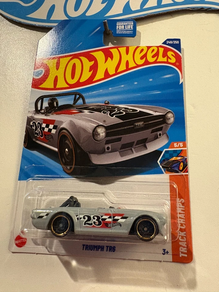 2025 HOT WHEELS TREASURE HUNT GRAY TRIUMPH TR6 5/5 HW TRACK CHAMPS 249/250 - Image 1 of 1