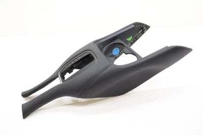 2023-2025 HONDA HR-V CONSOLA CENTRAL EMBELLECEDOR PANEL OEM 834303W0A111M1 NEGRO_BK Foto 1 de 4