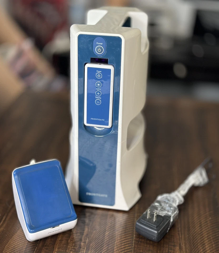 Frontgate Wireless Speaker With Remote And Dock Transmitter Works - Image 1 of 4