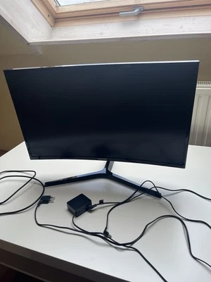 Samsung Essential CF396 27zoll Monitor - Bild 1 von 4