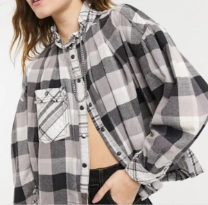 Free People Emily Plaid Flannel Crop Snap Front Shirt In Grey Combo Small NWT - Picture 1 of 10