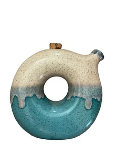 Einzigartige Keramik Glasiert Dekanter Donut Form Porron Rund Blau Hellbraun 5" x 5" Klein - Bild 1 von 10