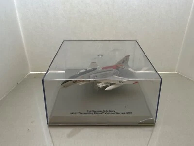 Franklin Mint A.C. -  F4- Phantom - USN VF51 VIETNAM (N.B/CRACKED PLASTIC) - Image 1 of 2