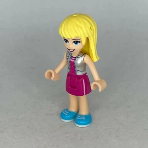 Stephanie minifigure magenta skirt silver vest LEGO Friends Minidoll 41442 *New* - Picture 1 of 3