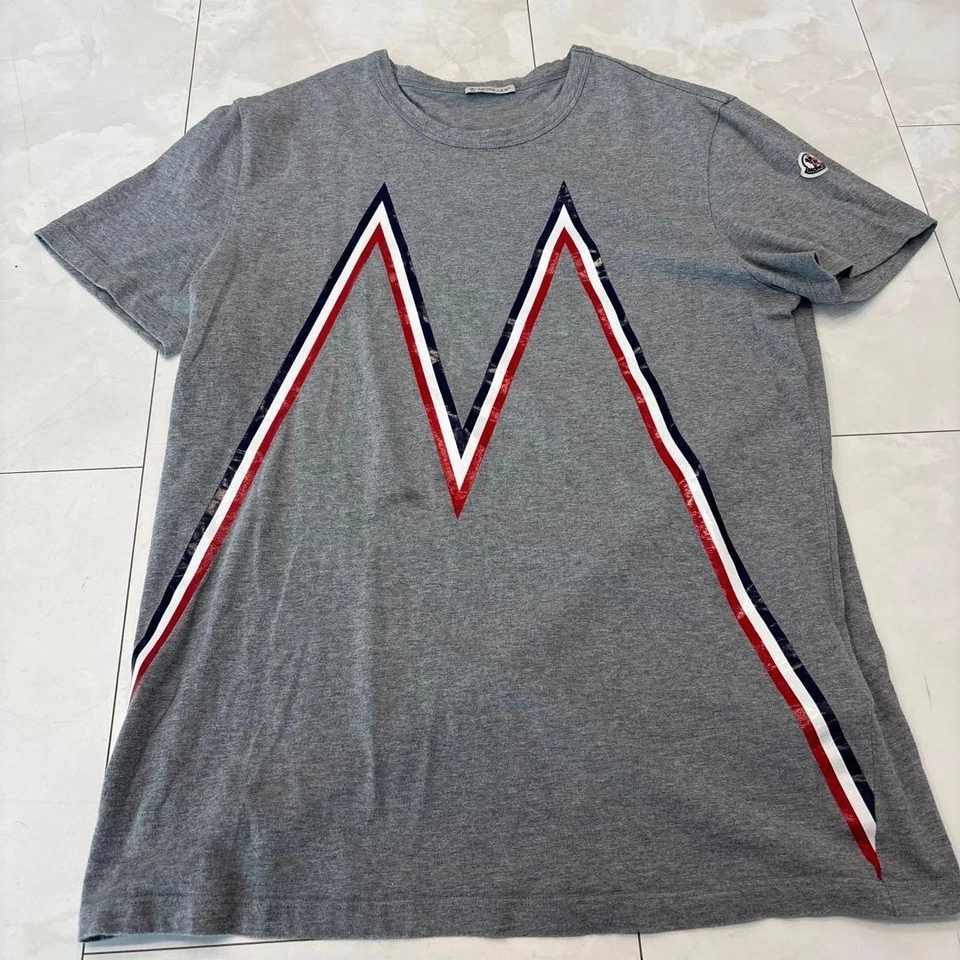 Футболка MONCLER зигзагообразная полоса б/у из Японии - Изображение 1 из 4