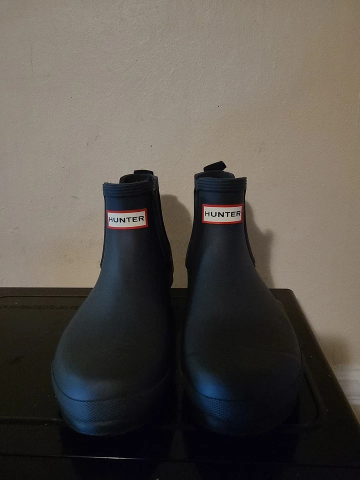 Hunter WFS2006RMA-BLK Chelsea Bota de Lluvia para Mujer, Talla US 8 - Negra con Borde Gris Foto 1 de 4