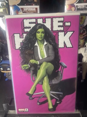 SHE-HULK 6 - MIKE MAYHEW EXCLUSIVE TRADE VARIANT - LTD TO 800 - Image 1 of 2