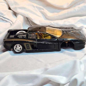 1:24 Scale Model Ferrari Testarossa Revell GMBH POOR SHAPE. For Project or Parts - Picture 1 of 12