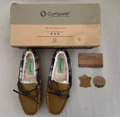Cotswold Kilkenny Moccasin Slippers Suede With Soft Faux Fur Tan 3 Damaged Box - Image 1 of 4