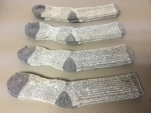 NWOT Men's 70% Merino Wool Blend Socks Size Large Light Grey 4 Pair #622 - Picture 1 of 2