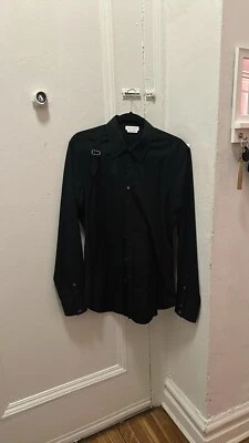 Camisa de vestir con arnés Alexander McQueen para hombre talla 16,5 - negra Foto 1 de 3