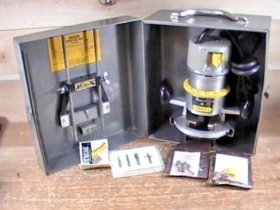KIT ROUTER STANLEY #H-296 #H260 MOTOR 1-1/4HP 1/4" CON BASE Y LUZ #GAH-279 Foto 1 de 4