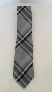 Kenneth Cole Reaction Light Grey Plaid Classic Tie Mens  - Picture 1 of 5