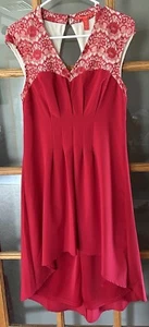 NWT Chelsea & Violet Womens Size Medium Red Hi Low Hem Cocktail Dress Lace Yoke - Picture 1 of 8