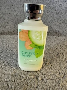 Bath & Body Works Shea & Vitamin E Gurkenmelone über halb volle Lotion 8 fl. Oz. - Bild 1 von 4