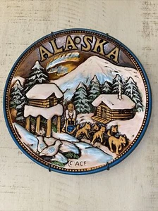 Vintage ACE Alaska Wildlife 3D Teller 8" Keramik Kitsch - Bild 1 von 2