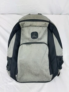 Mochila Escolar Nike Air Jordan Legacy Elite De Colección, Gris Carbón Oscuro - Imagen 1 de 6