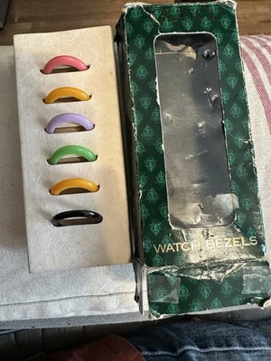 Vintage Gucci 11/12 Watch Change Bezel Only 6 Colors Minty Condition. - Image 1 of 4