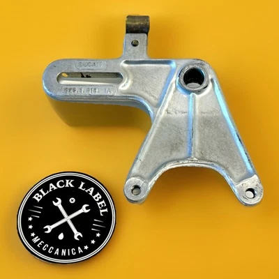 Soporte de pinza de freno genuino OEM Ducati Monster 900ss CR SL 91-98 82510181A Foto 1 de 4