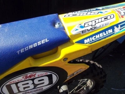 SPEEDY FASTENERS Husqvarna Spilla Sedile Bolt Dzus TE WR CR 125 250 350 450 510 Motocross Enduro