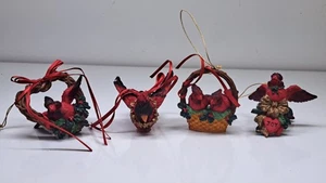 Vintage Resin Cardinal Bird lot Christmas Ornament 3" - Imagen 1 de 11