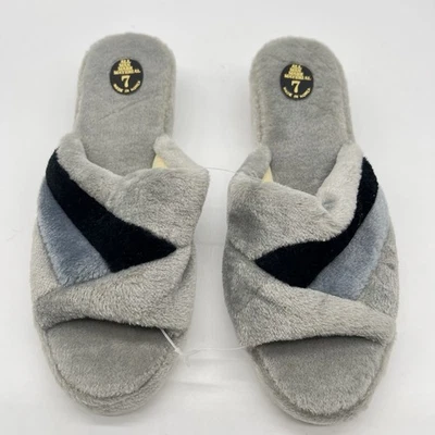 VTG 1 Pairs of 1980s Blue/Gray Color Blocked Velvet Boudoir Slippers -Size 7 - Image 1 of 4