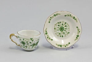 9986042 Tasse à Café/Moka Verte Vrille Or Lindner Décoration à Roses 4,5x7cm - Picture 1 of 2