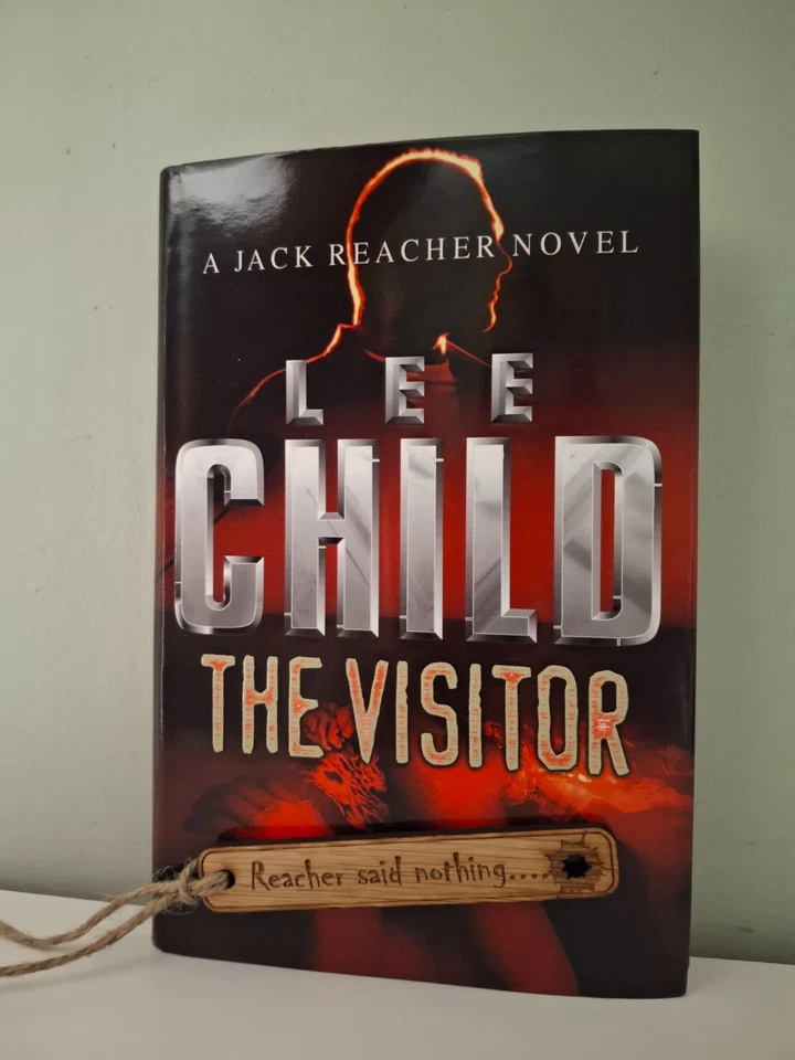 THE VISITOR Lee Child 2000 Hardcover Jack Reacher Excellent condition & Bookmark - Image 1 of 4