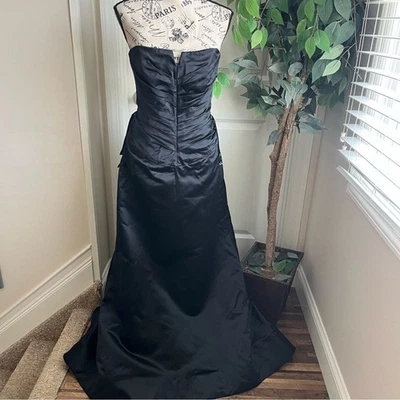 Vera Wang 缎面无肩带晚礼服带 Bolero 夹克黑色 14 码 — 第 1/4 张图片