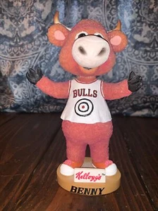 Chicago Bulls Mascot Bobblehead Benny the Bull - Picture 1 of 4