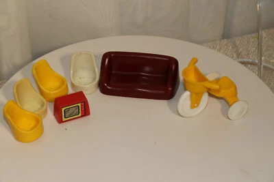 Lote de sofá casa embrujada Hasbro Weebles y otros accesorios Foto 1 de 4