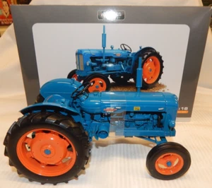 UNIVERSAL HOBBIES FORDSON POWER MAJOR 1958 UH2640 BNIB 1:16 - Picture 1 of 10