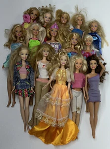 Konvolut 15 Barbie Modepuppen 1999 Torso Körper Kleidung enthalten - Bild 1 von 15