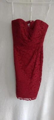 Vestido de dama de honra Davids 2 vermelho curto sem alças renda  - Imagem 1 de 3